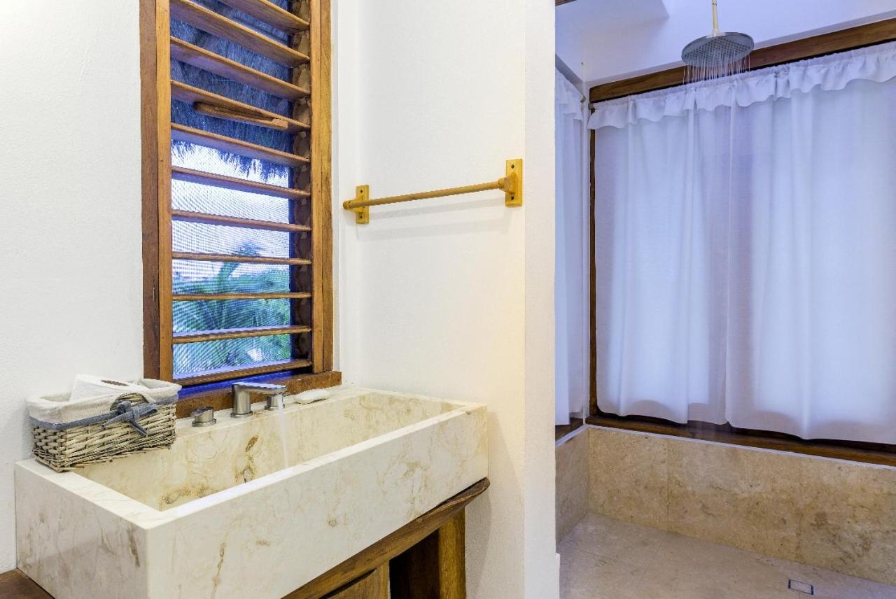 Dk Luxury Ocean Front Villa - Adults Only Isla Holbox Екстер'єр фото
