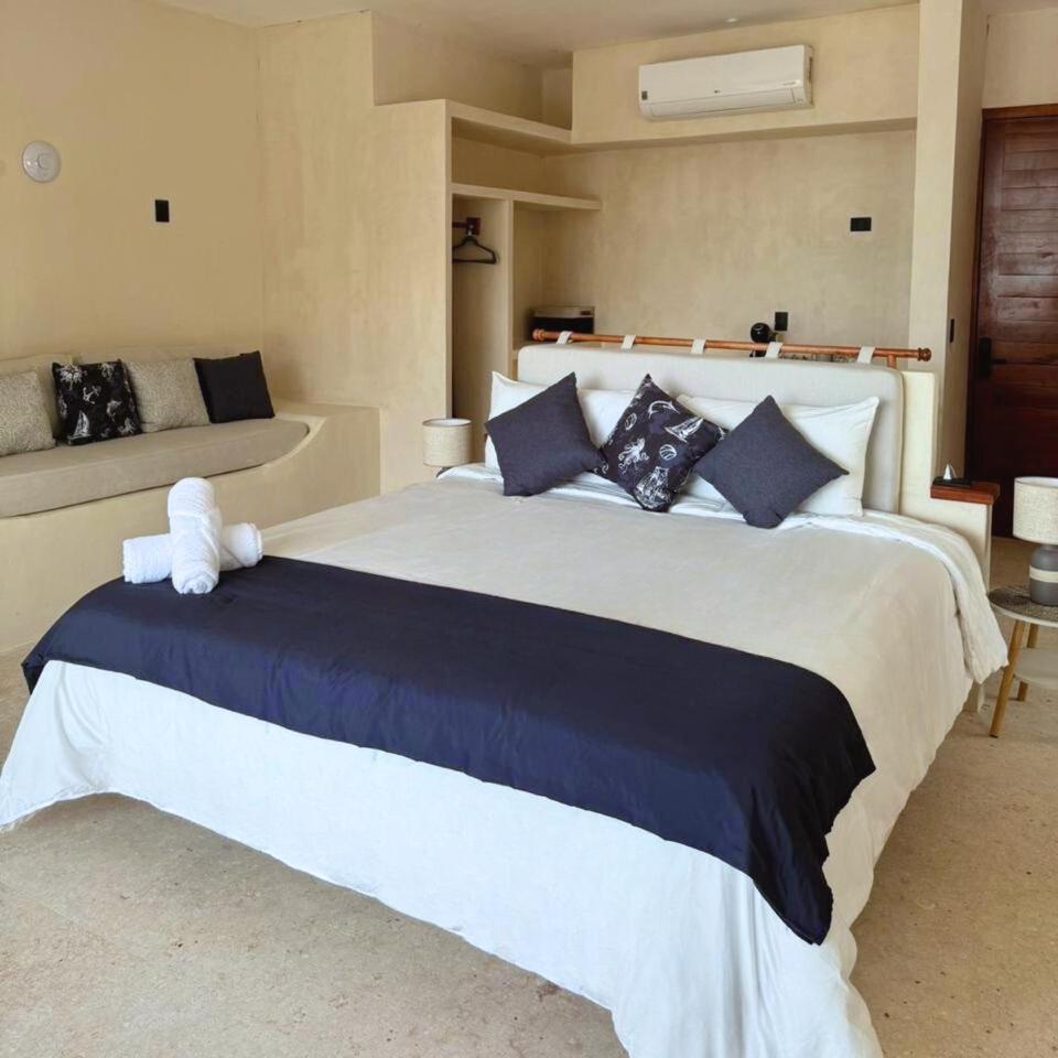 Dk Luxury Ocean Front Villa - Adults Only Isla Holbox Екстер'єр фото